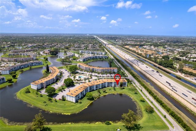 1052 Hythe 1052, Boca Raton, FL 33434