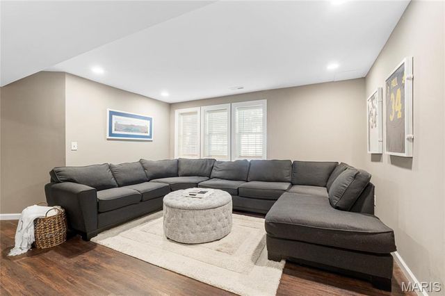 14604 Chermoore Drive, Chesterfield, MO 63017