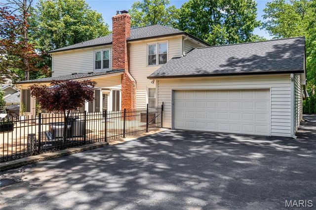 14604 Chermoore Drive, Chesterfield, MO 63017
