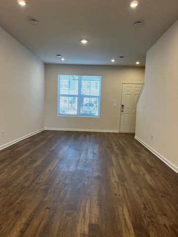 5220 Gladecress Ln, Hermitage, TN 37076