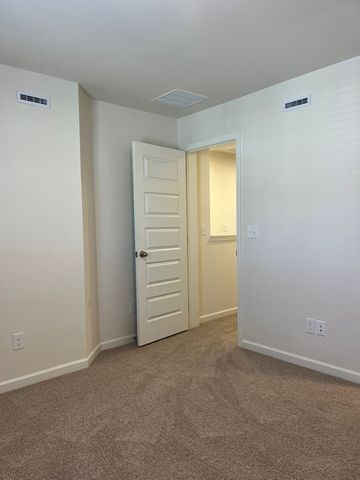 5220 Gladecress Ln, Hermitage, TN 37076