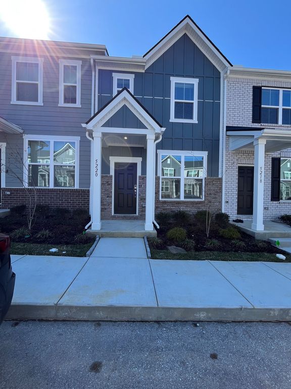 5220 Gladecress Ln, Hermitage, TN 37076