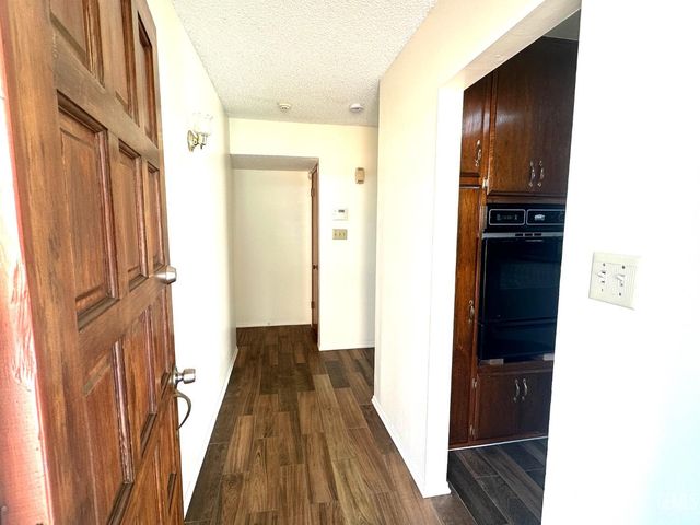 725 Salem Street, Delano, CA 93215