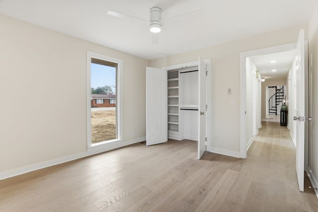 445 Rembrandt Dr, Old Hickory, TN 37138