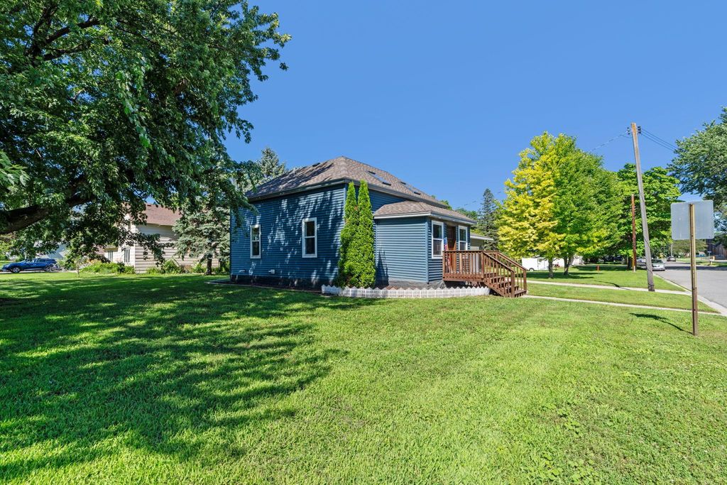 451 Birch Avenue W, Hector, MN 55342 — photo 4