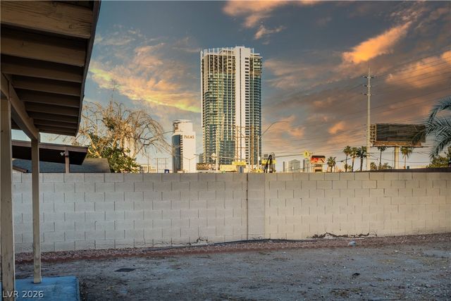 4711 Via Torino, Las Vegas, NV 89103