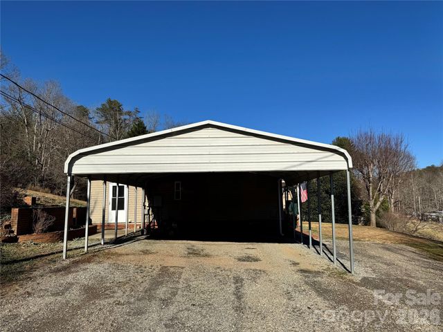 2448 Christopher Road, Morganton, NC 28655