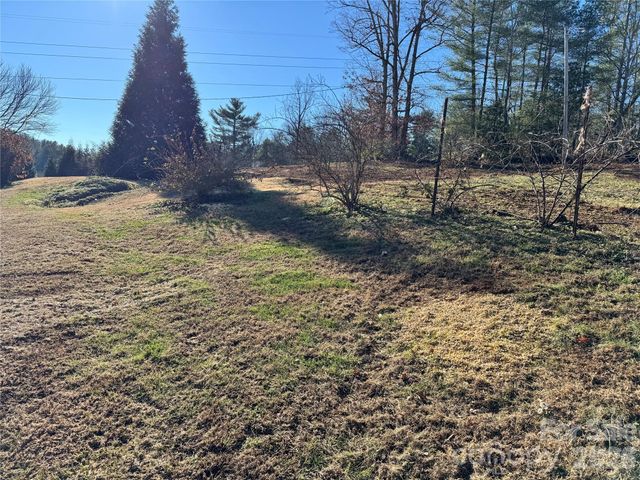 2448 Christopher Road, Morganton, NC 28655