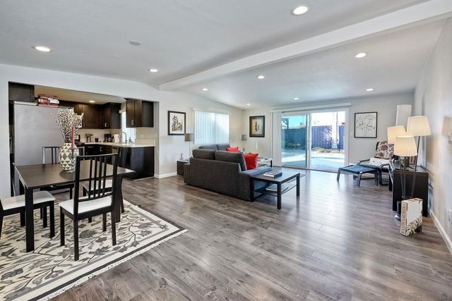 1122 Iris Ave, Imperial Beach, CA 91932