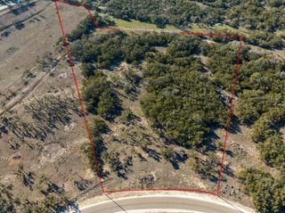 642 Windmill Ridge DR, Blanco, TX 78606