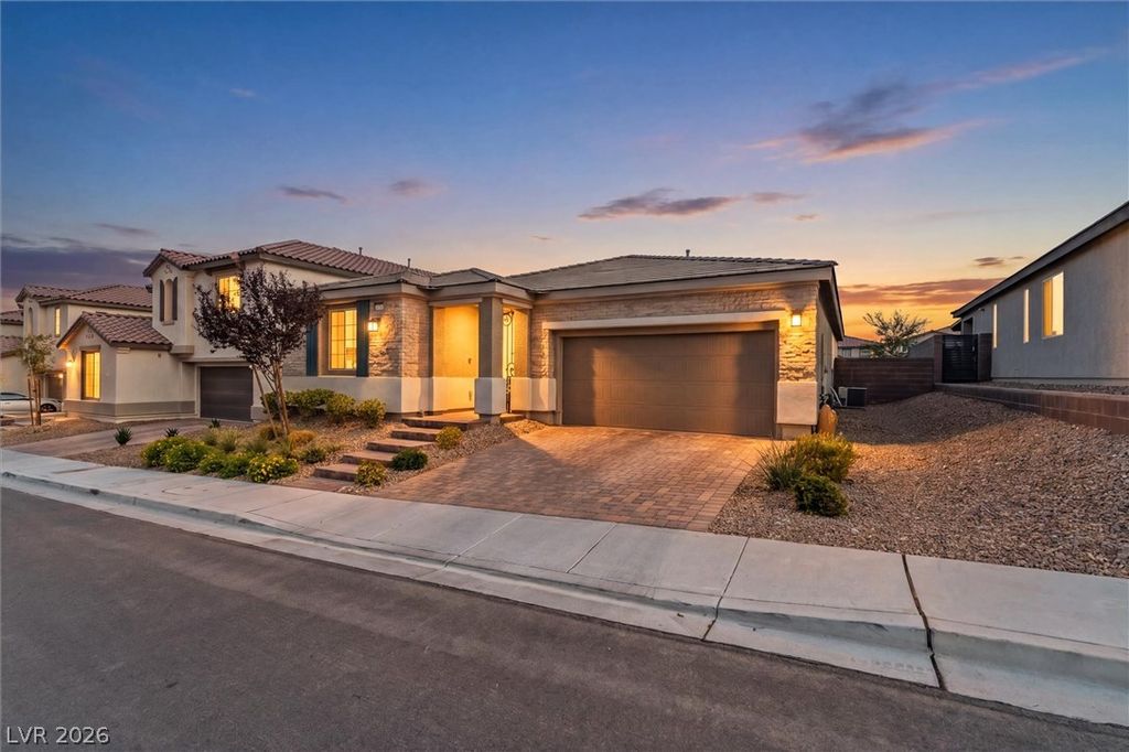 10765 Princeton Bluff Lane, Las Vegas, NV 89129 — photo 5