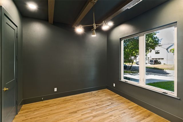 539 Classen Drive, Dallas, TX 75218