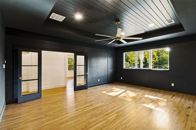 539 Classen Drive, Dallas, TX 75218