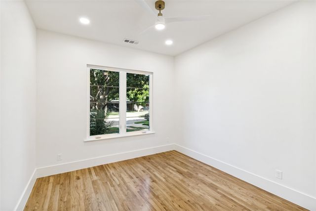 539 Classen Drive, Dallas, TX 75218