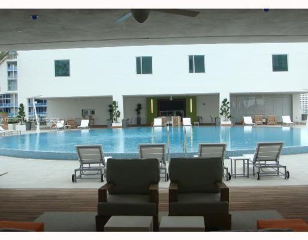 55 SE 6th Street 1706, Miami, FL 33131