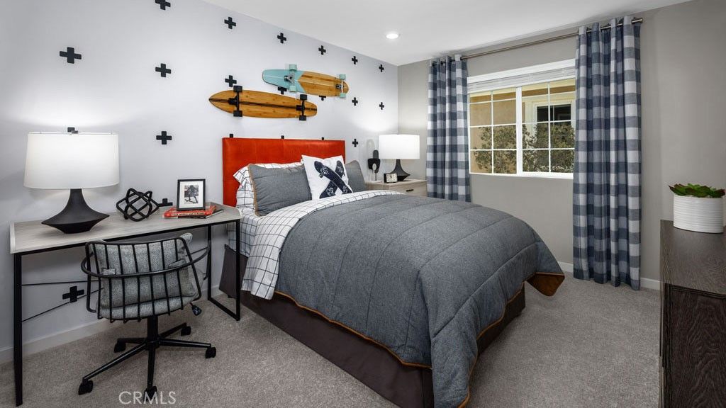 Image 10 of property listing at 32554 Western Hills Drive, Winchester, CA 92596