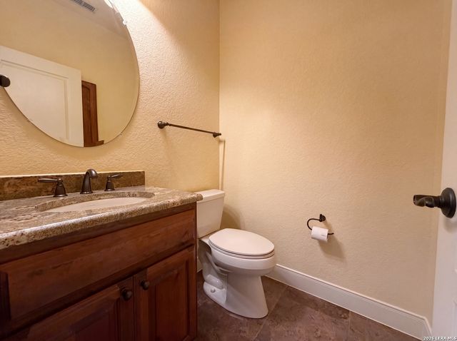 165 VINTAGE RANCH CIR, La Vernia, TX 78121