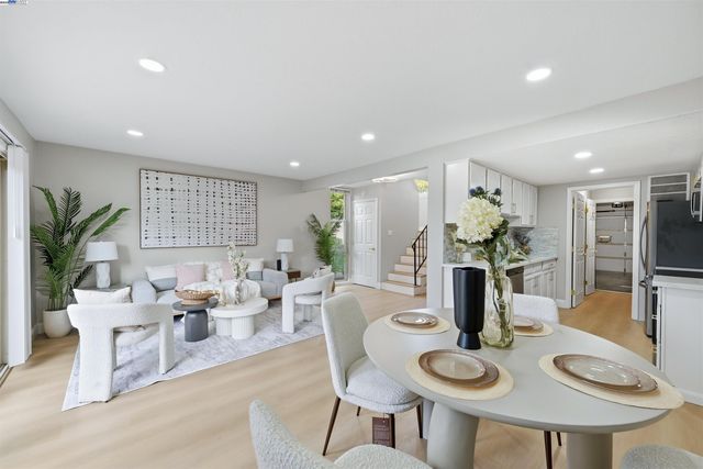 707 Sandpiper Cmn, Livermore, CA 94551