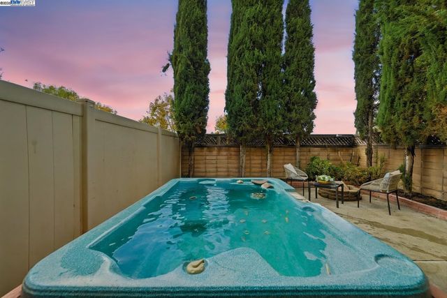 707 Sandpiper Cmn, Livermore, CA 94551