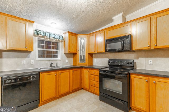 132 Short Hollow Road, Trion, GA 30753