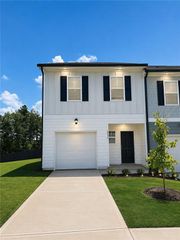 3370 Highbury Way, Lithonia, GA 30038