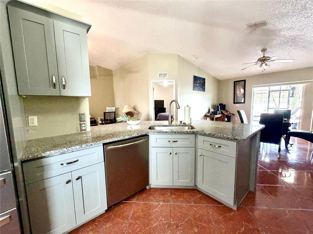 Image 14 of property listing at 11836 BENTRY STREET, Orlando, FL 32824