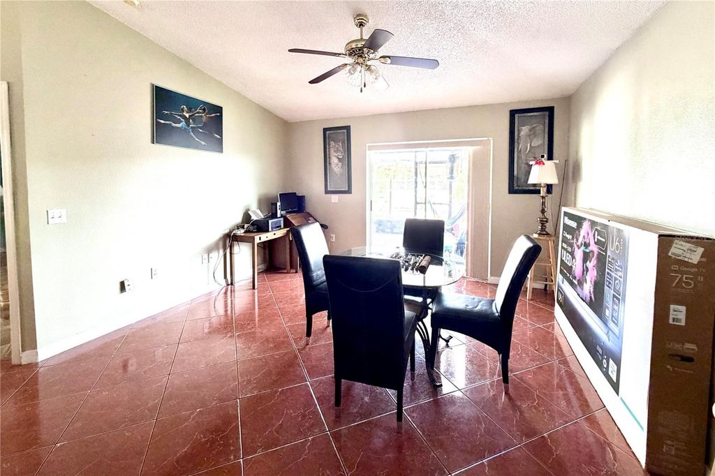 Image 22 of property listing at 11836 BENTRY STREET, Orlando, FL 32824