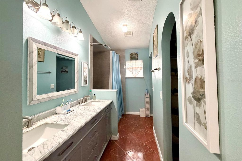 Image 8 of property listing at 11836 BENTRY STREET, Orlando, FL 32824