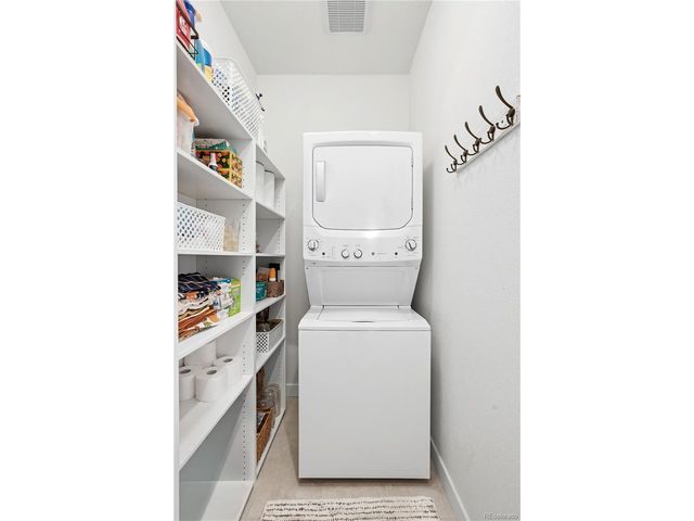 7112 Medalist Ct, Castle Rock, CO 80108