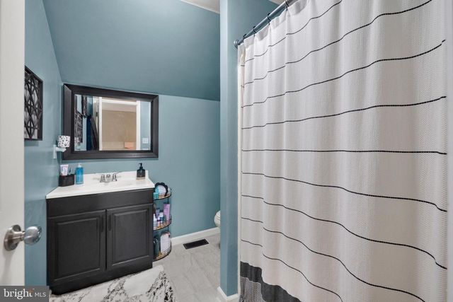 205 N CANNON AVE, Hagerstown, MD 21740