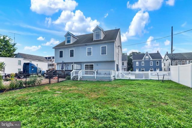 205 N CANNON AVE, Hagerstown, MD 21740