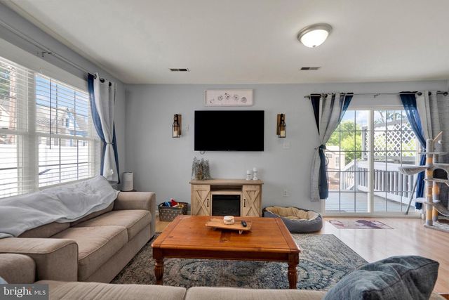 205 N CANNON AVE, Hagerstown, MD 21740
