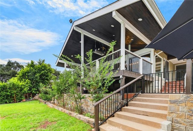 3726 Berwick Drive, La Canada Flintridge, CA 91011