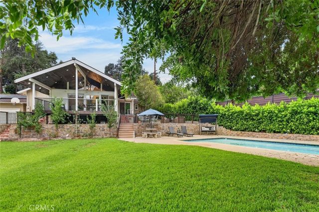 3726 Berwick Drive, La Canada Flintridge, CA 91011