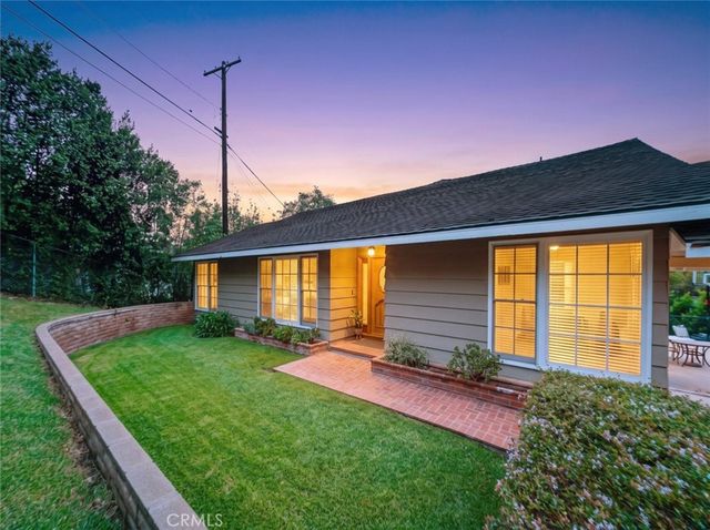 3726 Berwick Drive, La Canada Flintridge, CA 91011