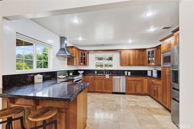 3726 Berwick Drive, La Canada Flintridge, CA 91011