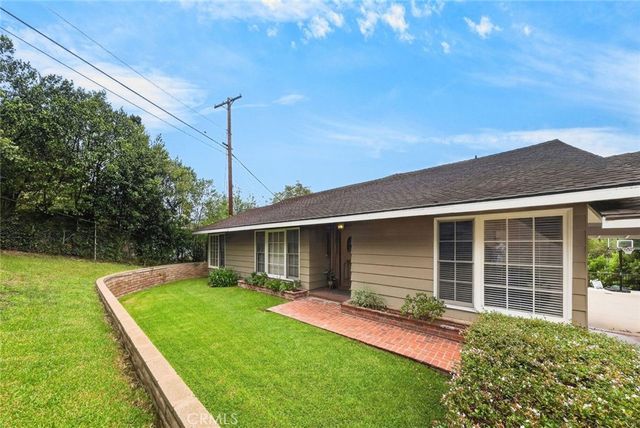 3726 Berwick Drive, La Canada Flintridge, CA 91011