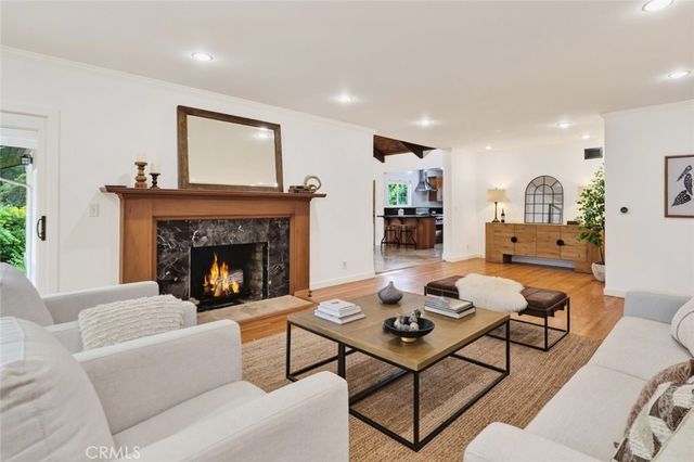 3726 Berwick Drive, La Canada Flintridge, CA 91011