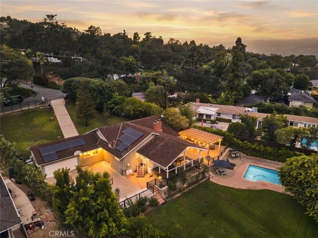 3726 Berwick Drive, La Canada Flintridge, CA 91011