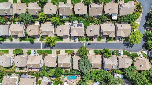 124 Sutcliffe Cir, Folsom, CA 95630