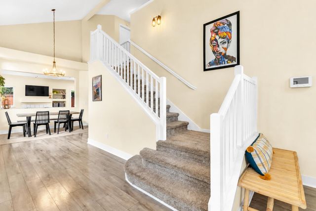124 Sutcliffe Cir, Folsom, CA 95630