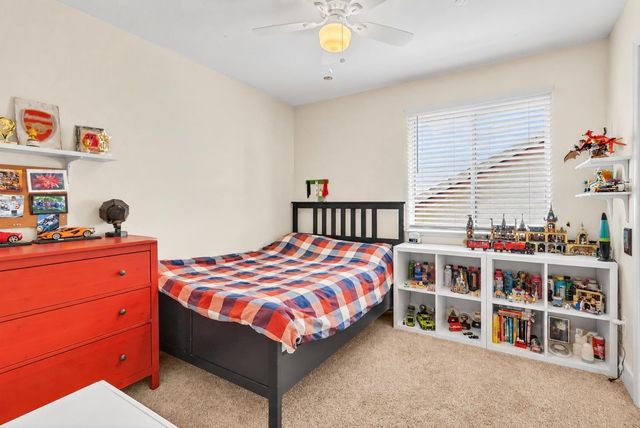 124 Sutcliffe Cir, Folsom, CA 95630