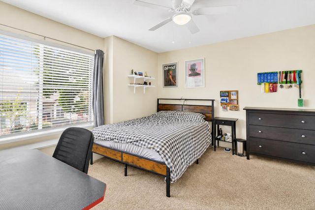 124 Sutcliffe Cir, Folsom, CA 95630