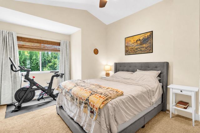 124 Sutcliffe Cir, Folsom, CA 95630