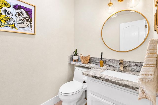 124 Sutcliffe Cir, Folsom, CA 95630
