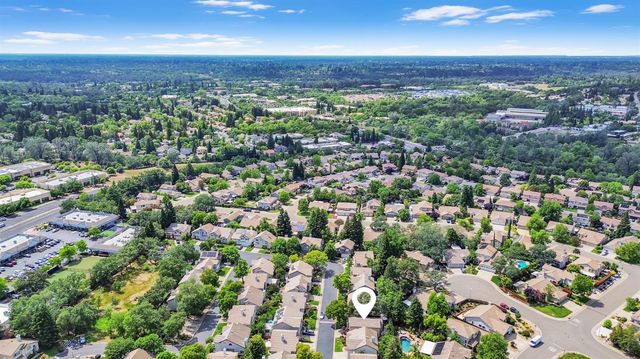 124 Sutcliffe Cir, Folsom, CA 95630
