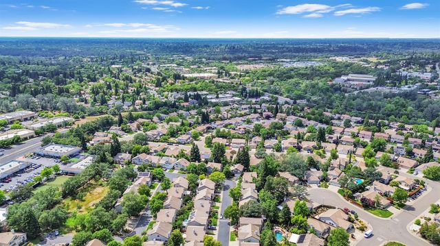 124 Sutcliffe Cir, Folsom, CA 95630