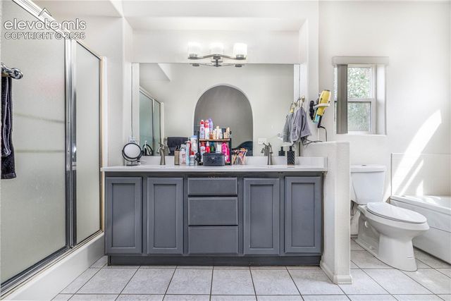 938 Cedarcrest Drive, Pueblo, CO 81005
