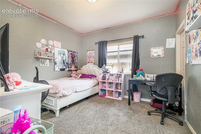 938 Cedarcrest Drive, Pueblo, CO 81005