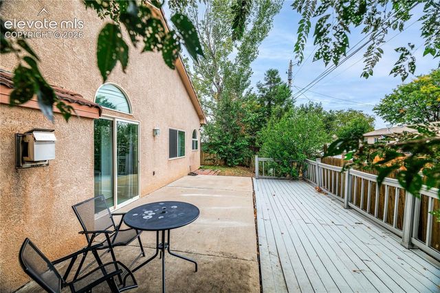 938 Cedarcrest Drive, Pueblo, CO 81005